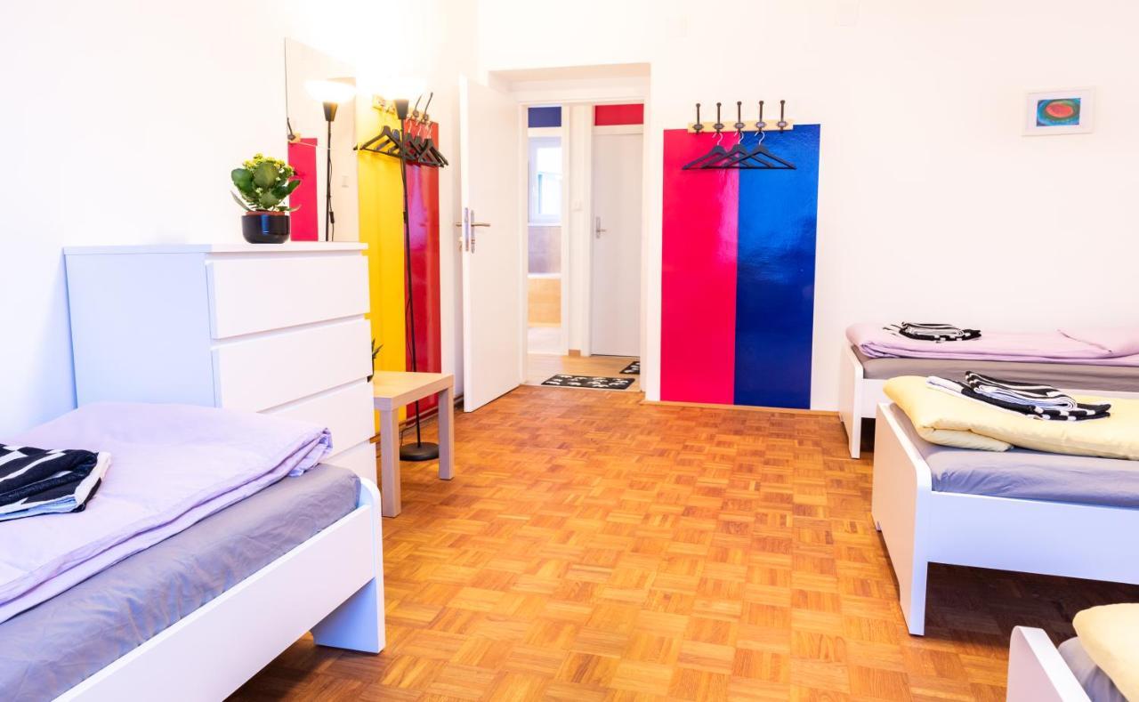 Pal'S Favoriten Apartment Виена Екстериор снимка